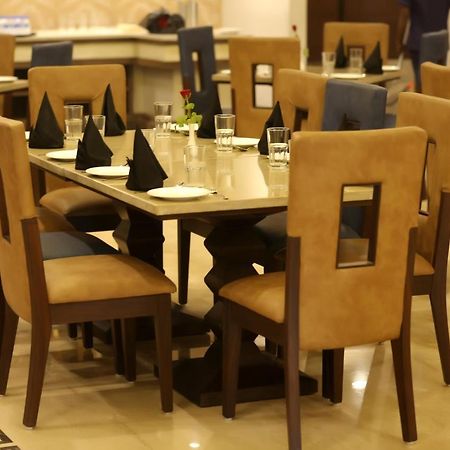 Hotel Imperia Suites ชลันธระ ภายนอก รูปภาพ