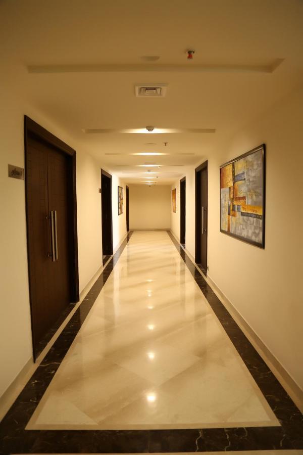 Hotel Imperia Suites ชลันธระ ภายนอก รูปภาพ