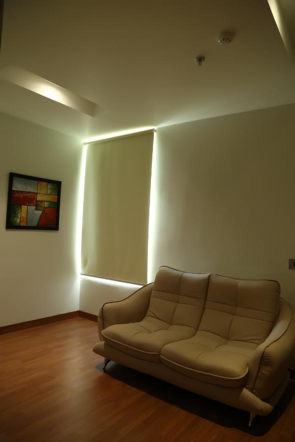 Hotel Imperia Suites ชลันธระ ภายนอก รูปภาพ